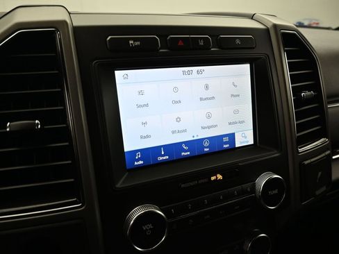 Certified 2020 Ford Expedition XLT w/ Equipment Group 202A image 15