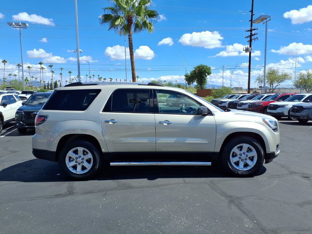 Used 2015 GMC Acadia SLE FWD image 9