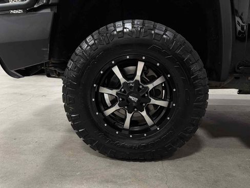 Used 2019 GMC Sierra 2500 SLT w/ Duramax Plus Package image 9