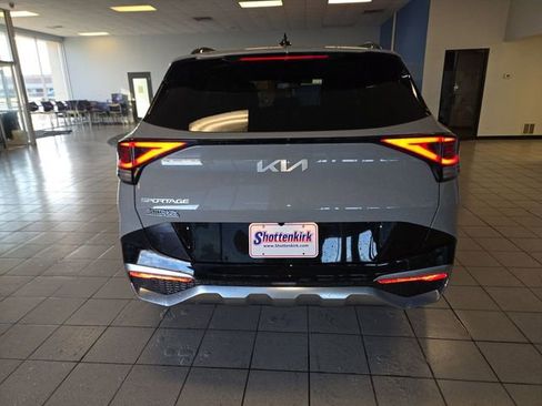 Used 2023 Kia Sportage SX image 7