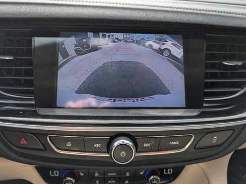Used 2019 Buick Regal Essence w/ Driver Confidence Package I FWD image 23