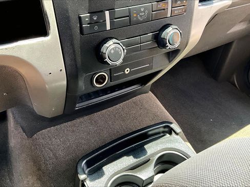 Used 2012 Ford F150 XLT RWD image 31
