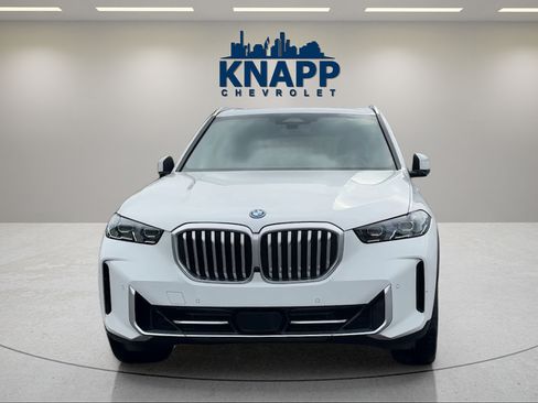 Used 2025 BMW X5 xDrive50e AWD/4WD image 8