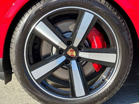 New 2026 Porsche Cayenne S image 28