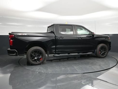 Used 2024 Chevrolet Silverado 1500 RST w/ Redline Edition AWD/4WD image 4