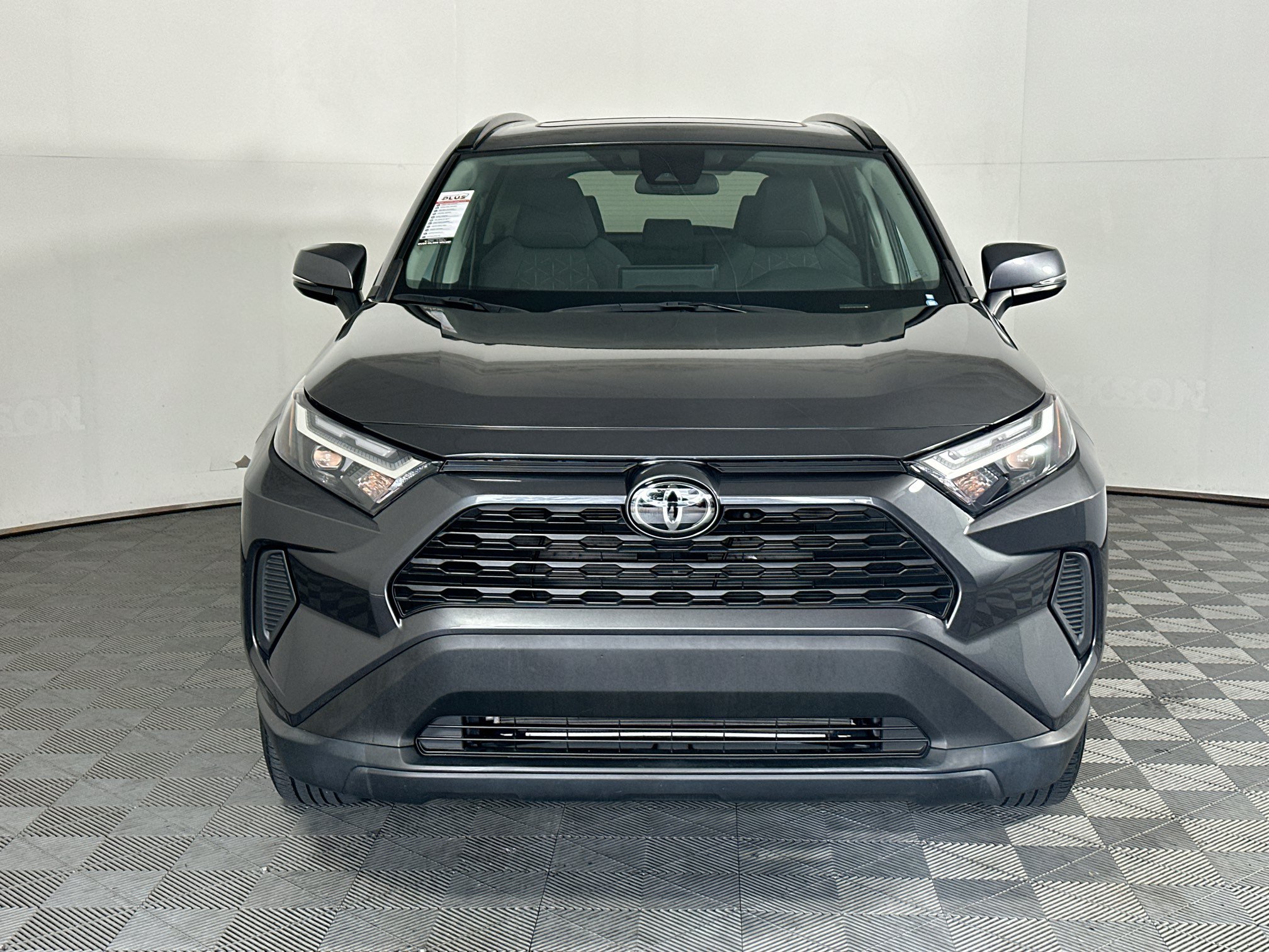 Used 2024 Toyota RAV4 XLE w/ Convenience Package FWD image 8