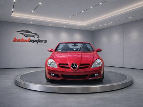 Used 2005 Mercedes-Benz SLK 350 image 3