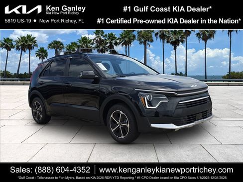 New 2026 Kia Niro EX FWD image 1