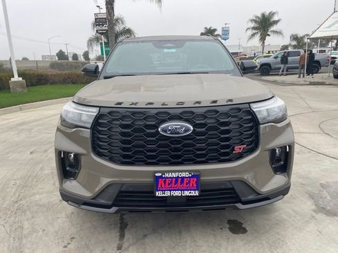New 2026 Ford Explorer ST w/ Sun And Sound Package image 8