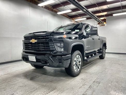 Certified 2024 Chevrolet Silverado 2500 Custom w/ Custom Convenience Package image 1