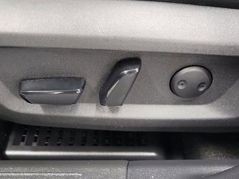 Certified 2023 Nissan Rogue SV FWD image 23