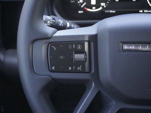 New 2026 Land Rover Defender 130 X-Dynamic SE AWD/4WD image 12