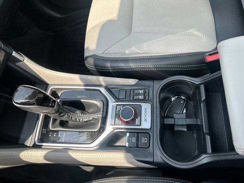 Used 2020 Subaru Forester Limited AWD/4WD image 19