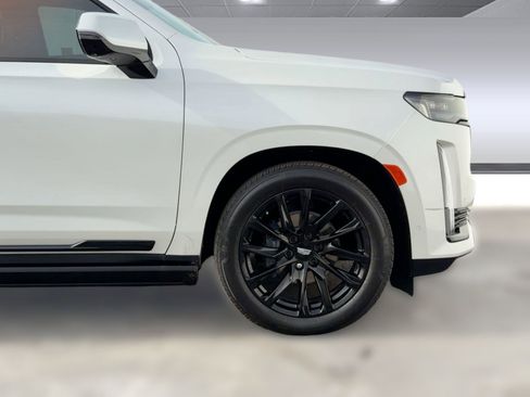 Certified 2024 Cadillac Escalade ESV Sport Platinum w/ LPO, ONYX Package image 10