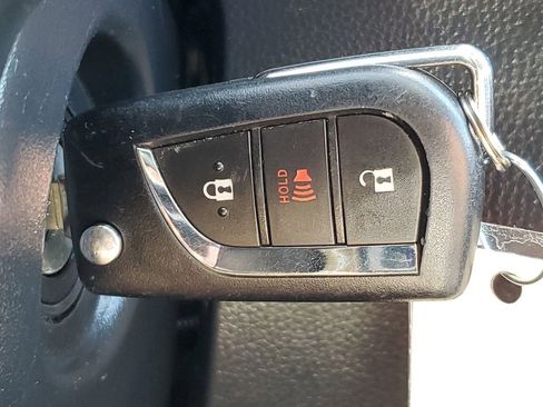 Used 2019 Toyota RAV4 LE image 35