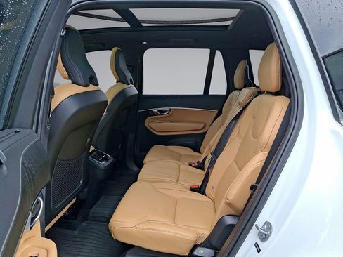 Used 2023 Volvo XC90 B6 Ultimate w/ Protection Package Premier AWD/4WD image 26