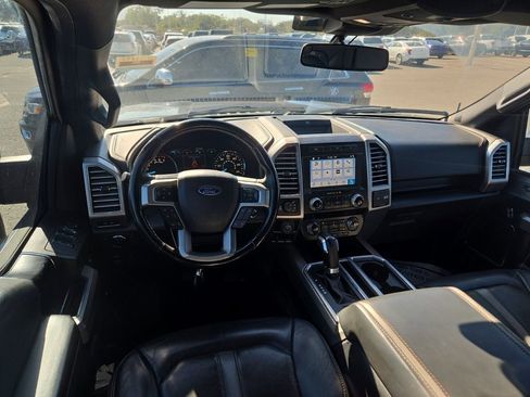 Used 2019 Ford F150 Platinum w/ Equipment Group 701A Luxury image 7