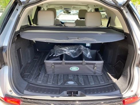 Certified 2024 Land Rover Discovery Sport S image 24