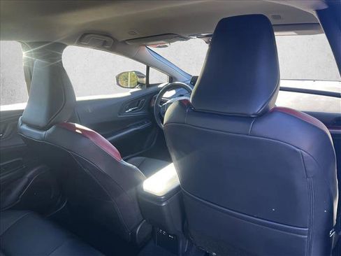 Certified 2025 Toyota Prius Plug-In Hybrid image 22