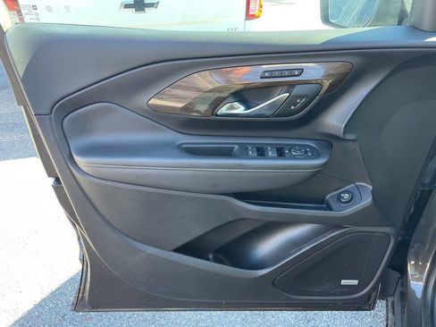 Used 2019 GMC Terrain Denali w/ Comfort Package image 16
