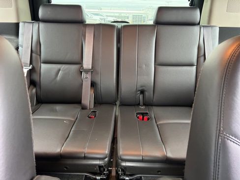 Used 2010 Chevrolet Tahoe LTZ image 20