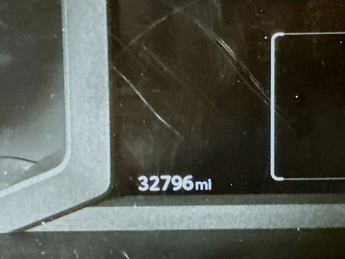 Used 2025 Toyota 4Runner SR5 AWD/4WD image 19