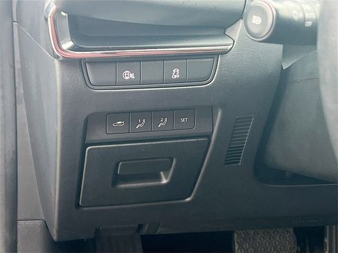 Used 2024 MAZDA MAZDA3 s image 10