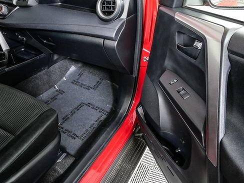 Used 2016 Toyota RAV4 LE w/ Cargo Management Package FWD image 20
