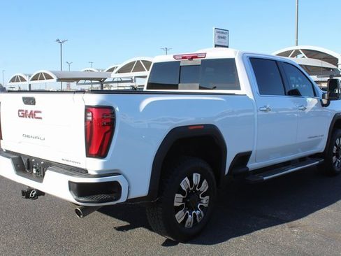 Used 2024 GMC Sierra 2500 Denali w/ Denali Reserve Package image 3