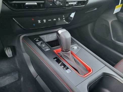 New 2026 Nissan Kicks SR FWD image 9
