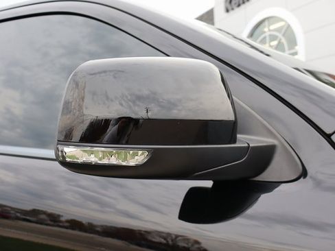 Used 2023 Dodge Durango R/T image 2