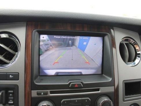 Used 2017 Ford Expedition EL Platinum image 42