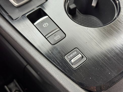 Used 2023 Nissan Rogue SV w/ SV Premium B Package image 28