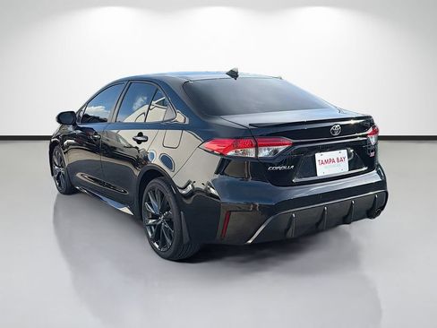 Used 2024 Toyota Corolla SE w/ SE Premium Package FWD image 5