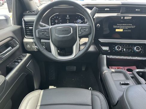 New 2026 GMC Sierra 3500 Denali w/ Denali Reserve Package AWD/4WD image 16