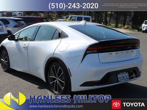 Used 2024 Toyota Prius XLE image 9