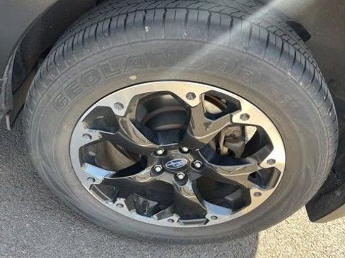 Used 2022 Subaru Crosstrek 2.0i Premium w/ Popular Package #2 image 12