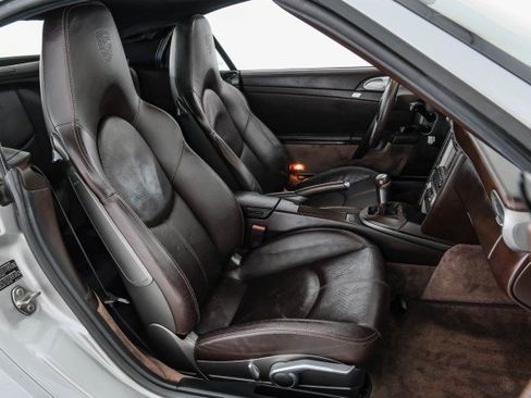 Used 2006 Porsche 911 Cabriolet image 31