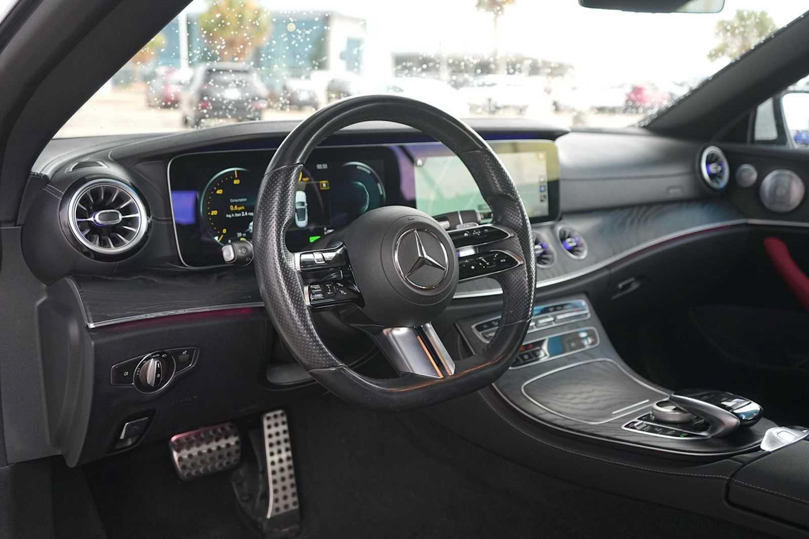 Used 2021 Mercedes-Benz E 450 Cabriolet image 2