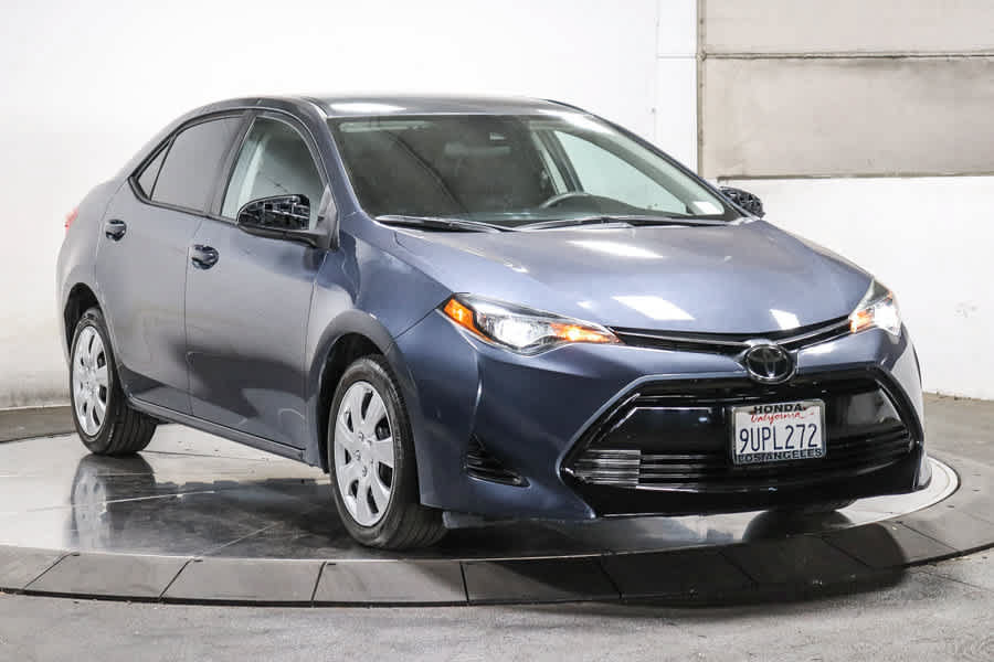 Certified 2019 Toyota Corolla LE FWD image 4