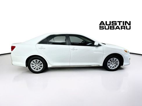 Used 2012 Toyota Camry LE FWD image 8