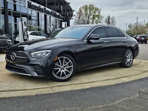 Used 2022 Mercedes-Benz E 350 Sedan image 1