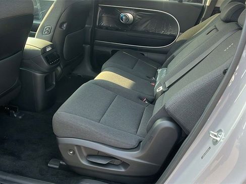 New 2026 Hyundai Ioniq 9 SE image 17