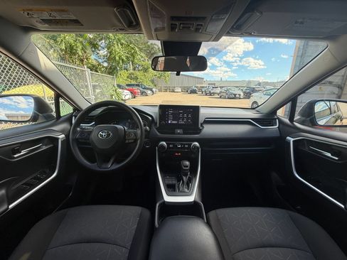 Used 2025 Toyota RAV4 XLE w/ Convenience Package AWD/4WD image 34