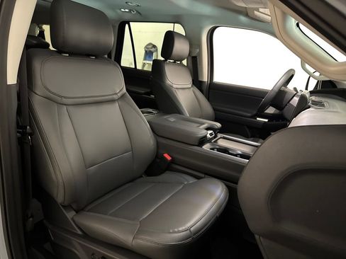 New 2026 Ford Expedition Max Active RWD image 28