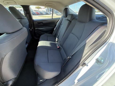 Used 2024 Toyota Corolla LE image 29