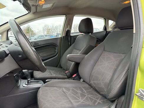 Used 2013 Ford Fiesta SE image 15