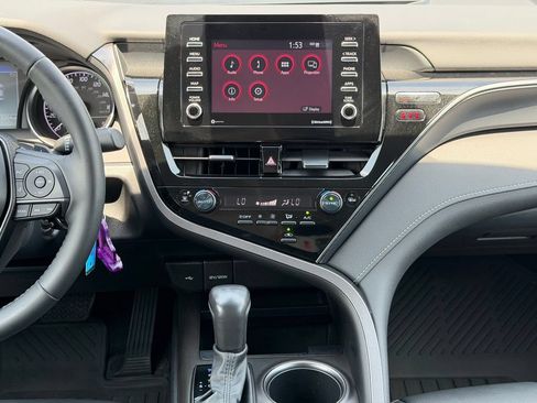 Used 2023 Toyota Camry SE FWD image 20