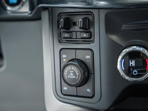 Used 2021 Ford F150 Limited image 33