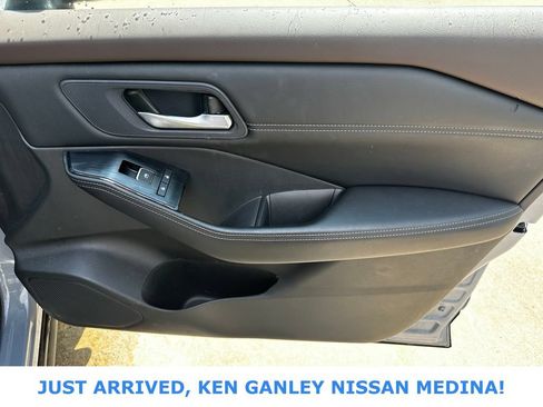 Certified 2023 Nissan Rogue SL AWD/4WD image 23